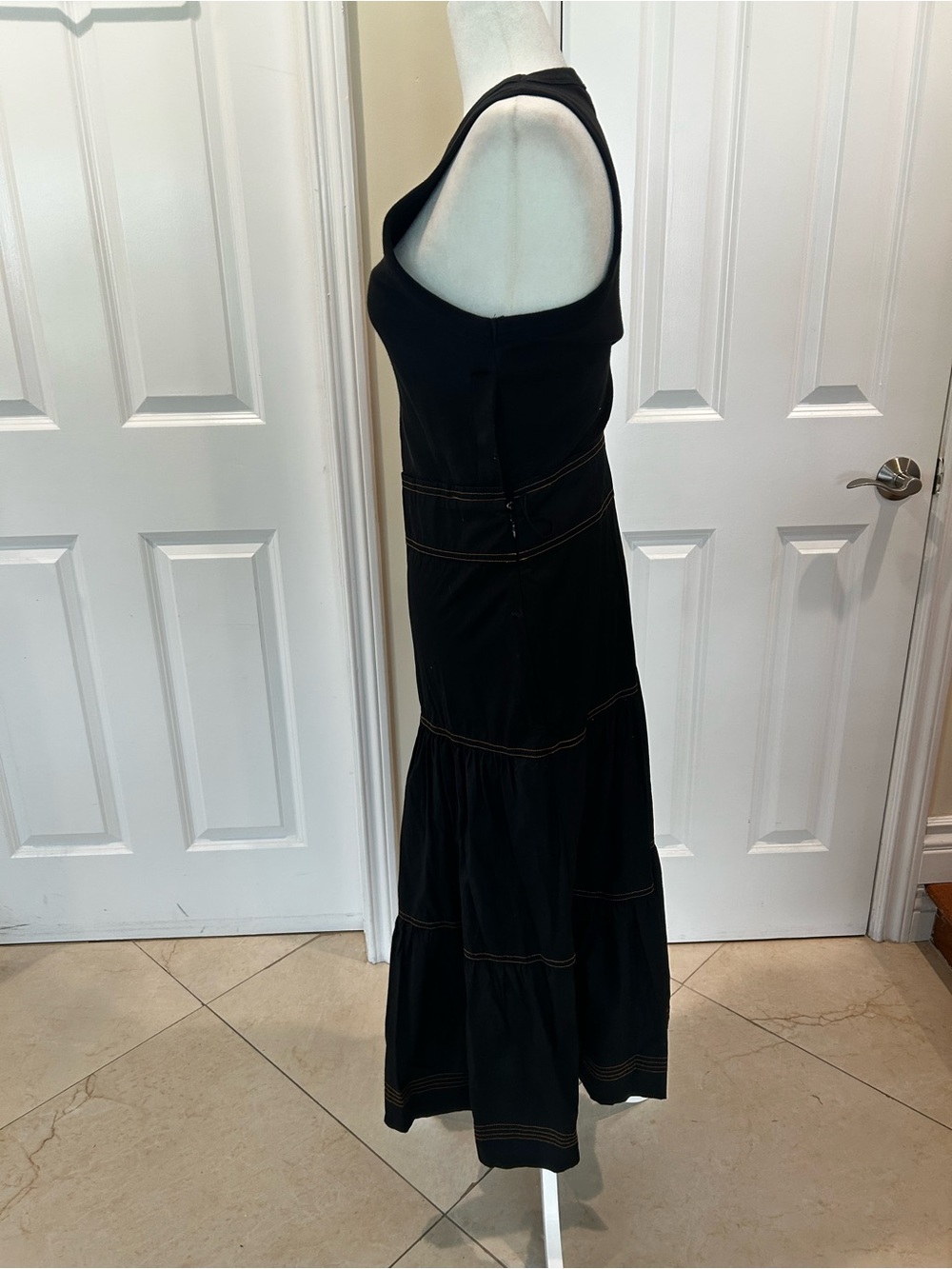 Veronica Beard Black Tiered Maxi  Dress Sleeveless Stretch Knit resort - Picture 2 of 7